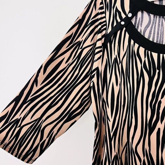 🎉Clearance🎉NY Collection Black & Brown Animal Print Stretchy Blouse Plus 3X - Picture 3 of 10